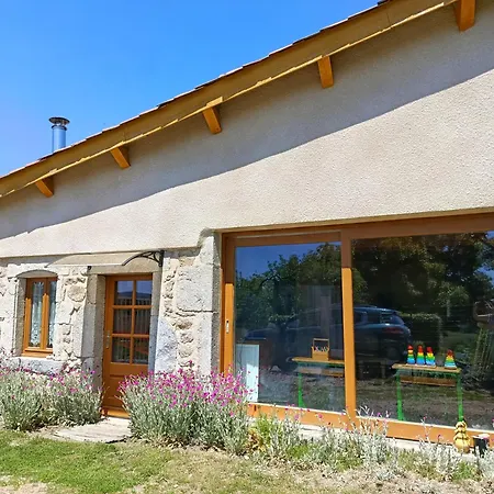 Maison Au Calme, A La Campagne, Avec Une Vue Magnifique Sur Le Chateau De Mauzun Et La Chaine Des Puys 度假居 Trezioux